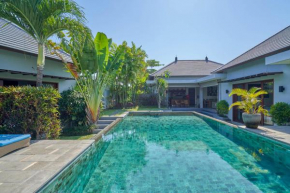 Отель Villa Koru  Kuta